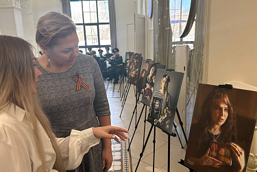 В Оренбурге открылась выставка «Лица Победы»